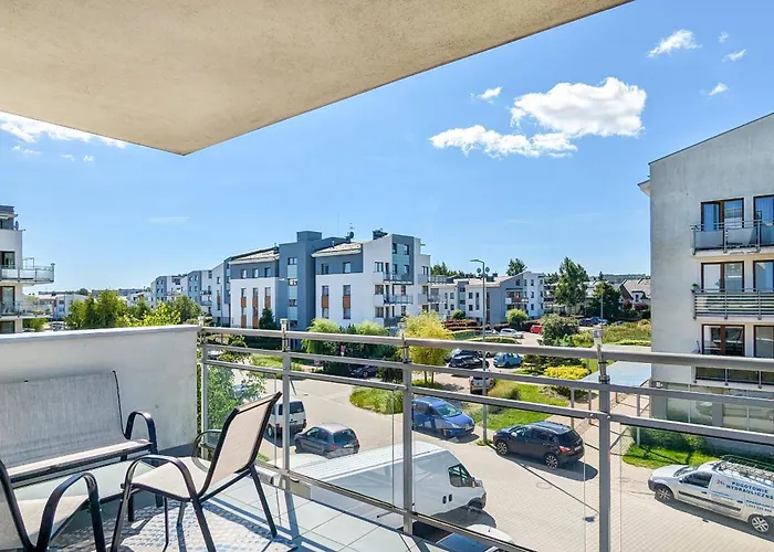 Апартаменти Jasny & Przestronny Z Balkonem I Parkingiem By Rent Like